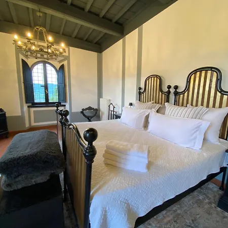 Apartman Toro E Tre Rose 2 *
