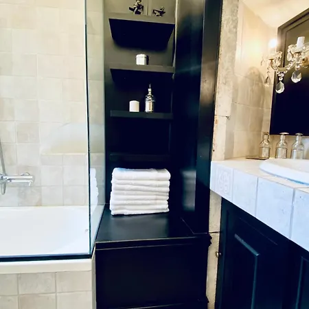 Apartman Toro E Tre Rose 2 *